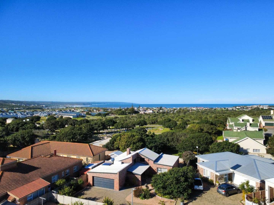 3 Bedroom Property for Sale in Stilbaai Wes Western Cape
